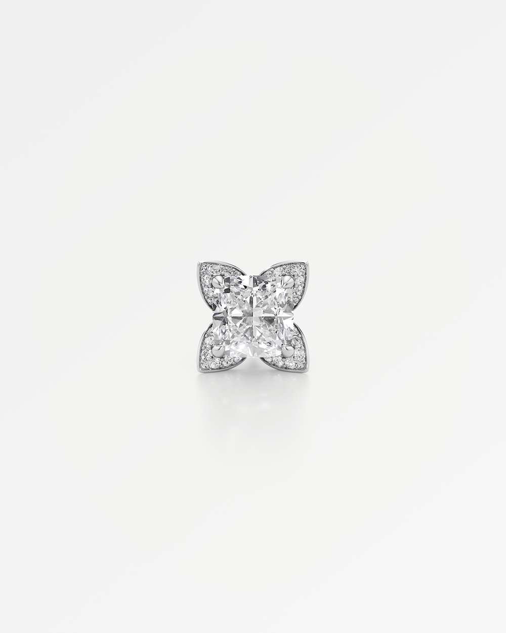 Etera Diamond Stud Earrings