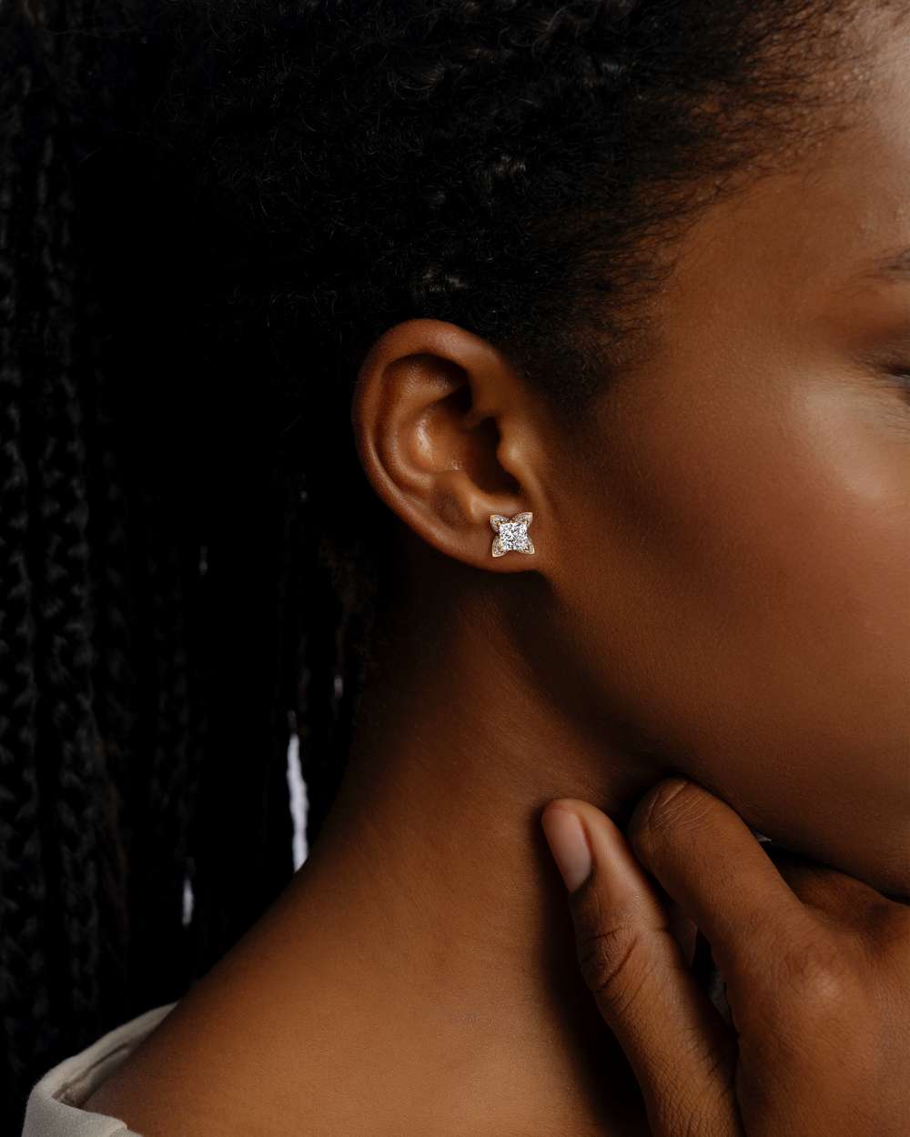 Etera Diamond Stud Earrings