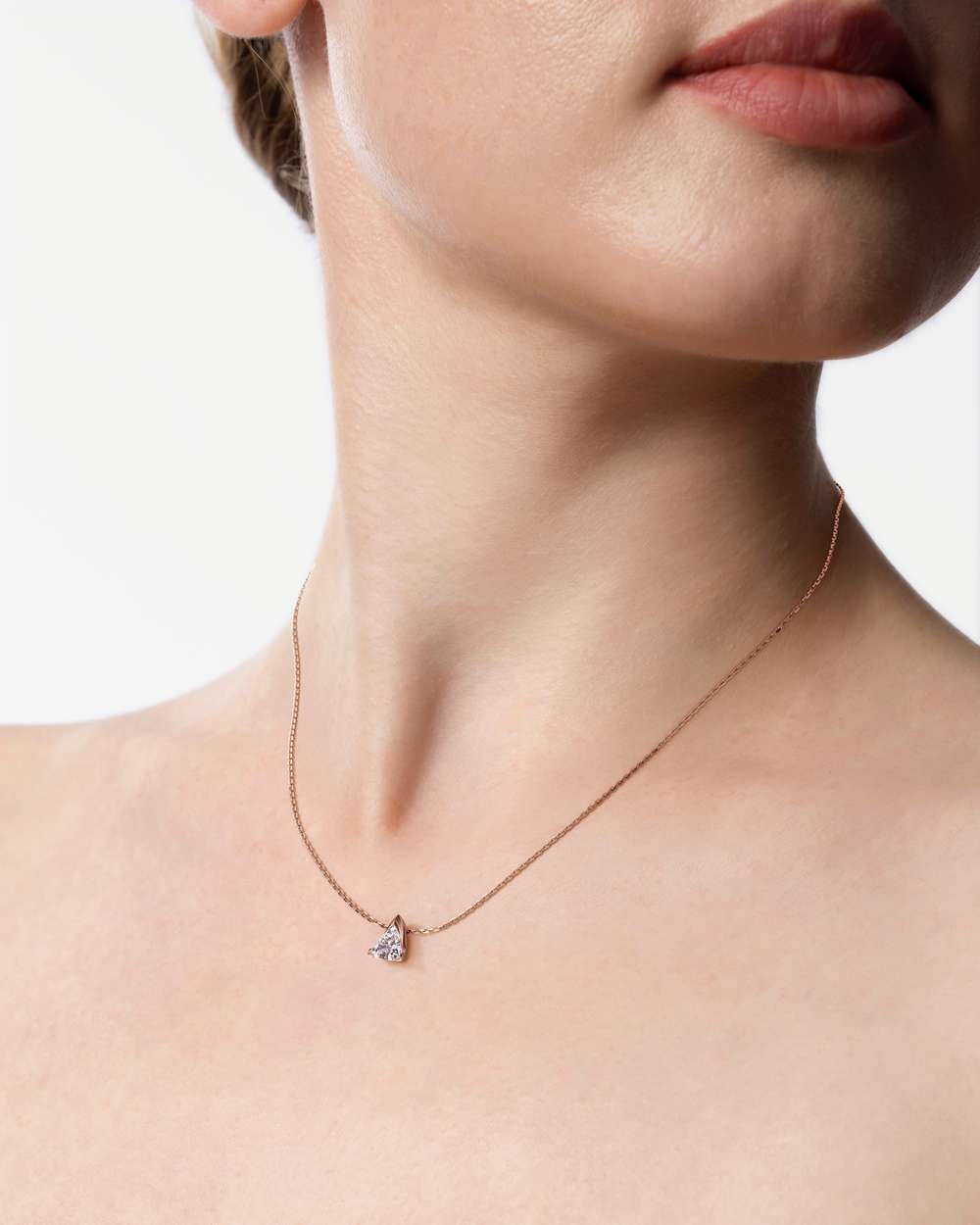 Apitris Diamond Pendant