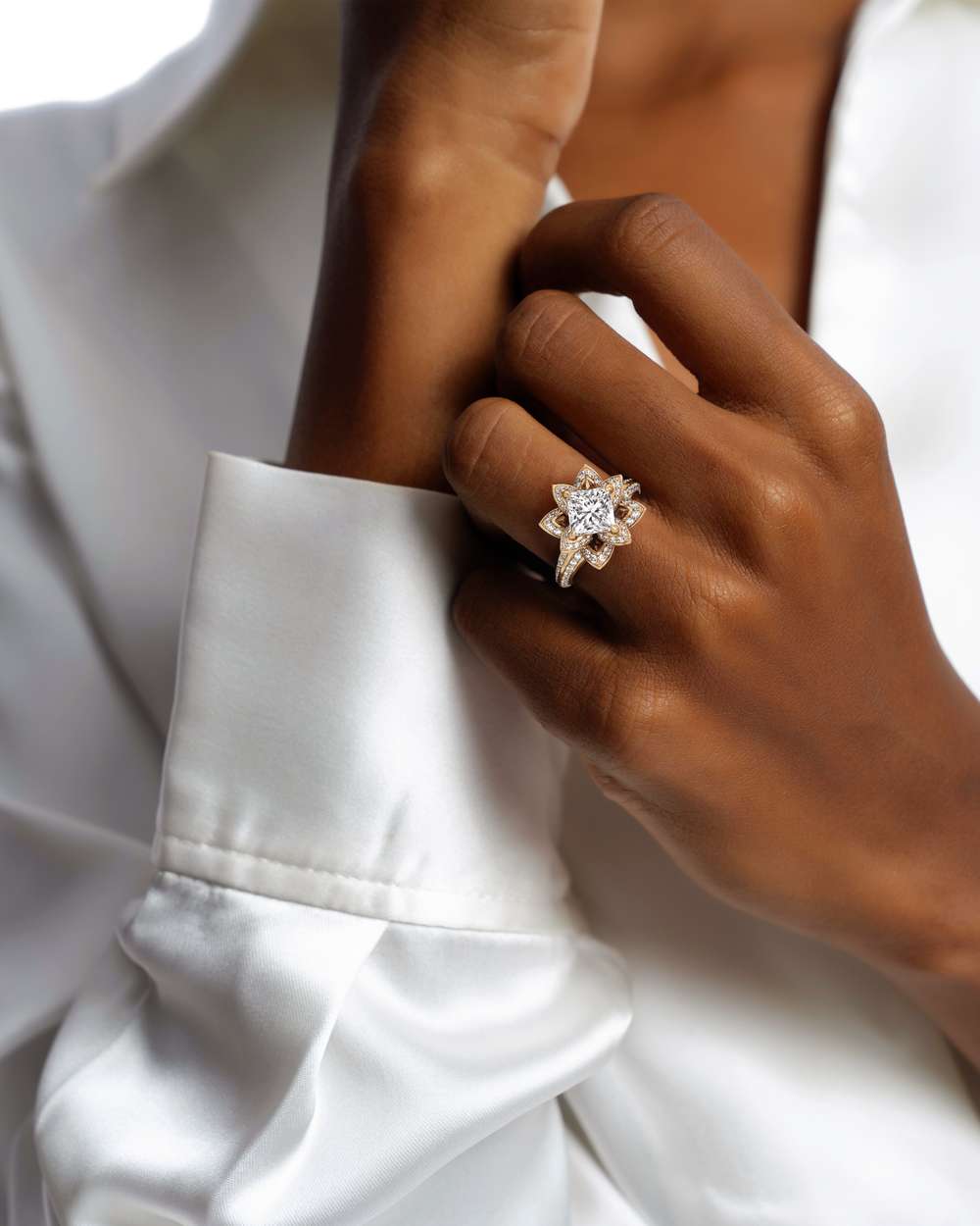 Emara Diamond Engagement Ring